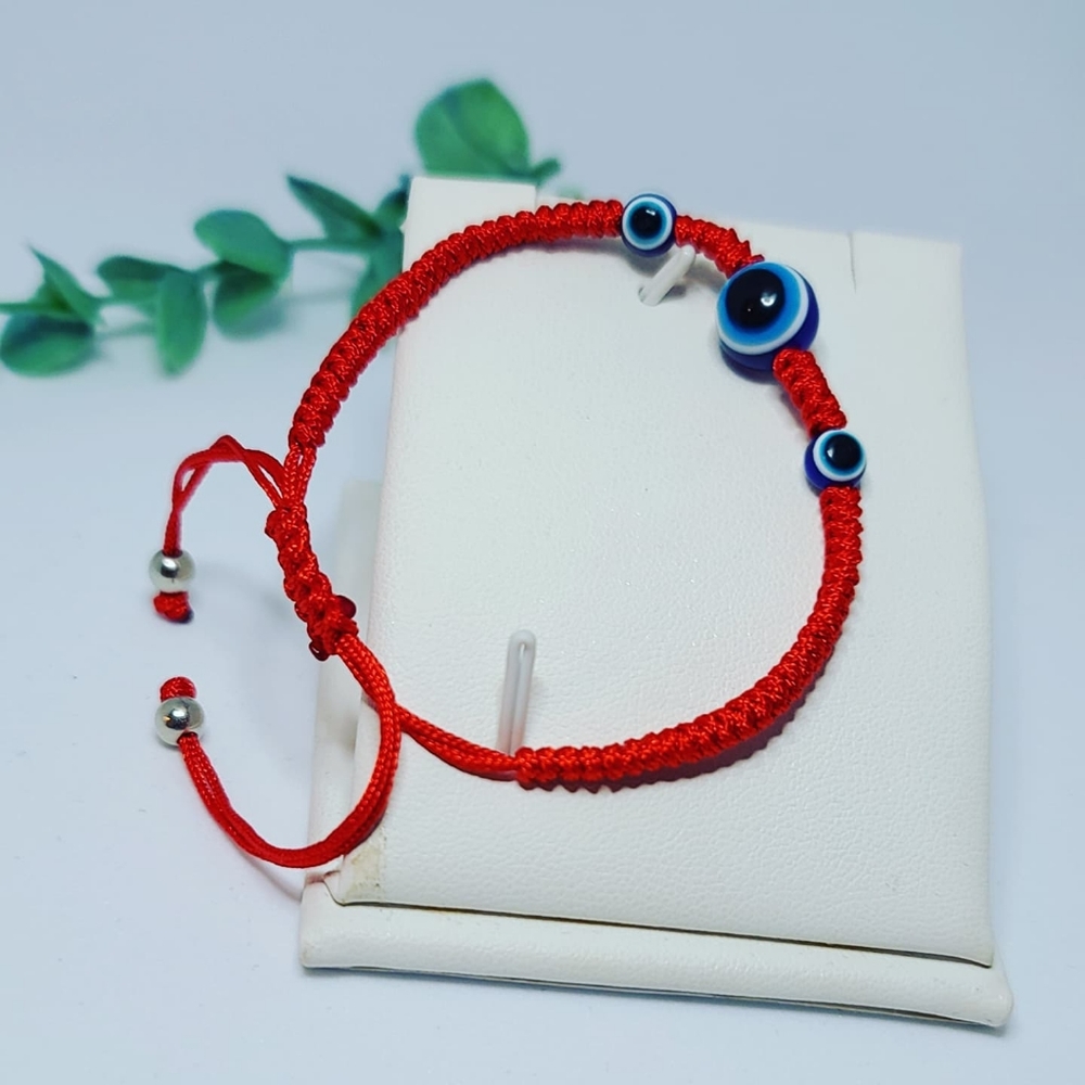 Evil Eye Red String Bracelet🤩